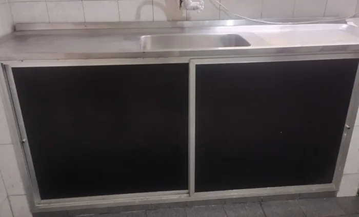 Pia inox 2mts usada com portas