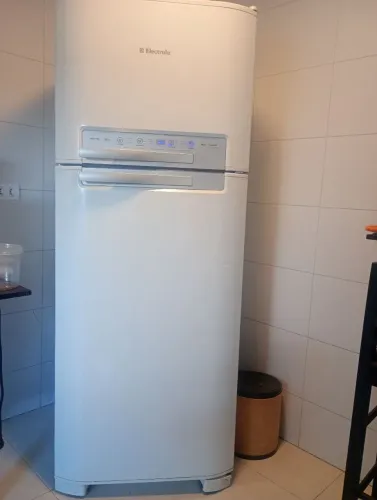 Refrigerador FROST FREE