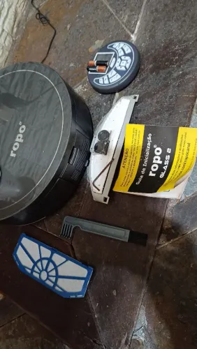 Robô aspirador ROPO com defeito