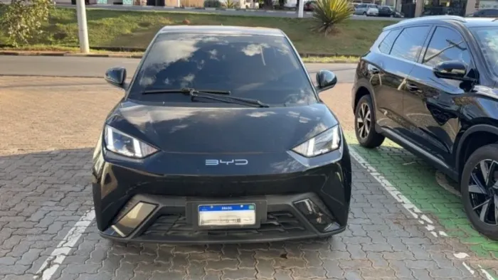 BYD Dolphin Mini (Elétrico) 2025