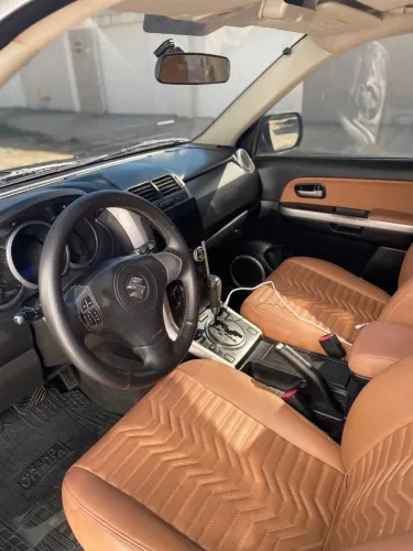 Suzuki Grand Vitara 2.0 16V 4x2/4x4 5P Aut. 2010