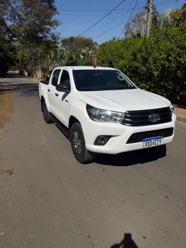 Toyota Hilux CD 4X4 2.8 Diesel Mec. 2020