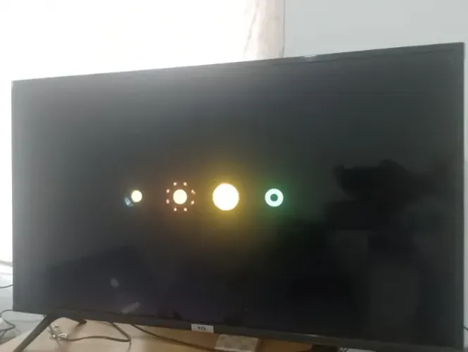 Televisão TCL 42" - Retirada de peças