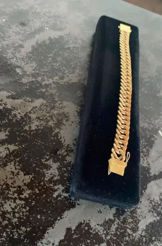 Vende-se pulseira em ouro 18k