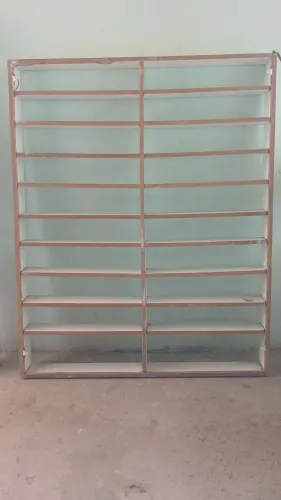 Esmalteira para salão ou loja