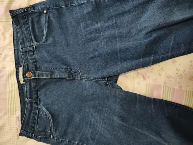 Calça jeans feminina número 48