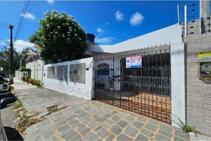 Oferta!! Casa 5/4 Sendo 02 Suítes No Conjunto Ponta Negra