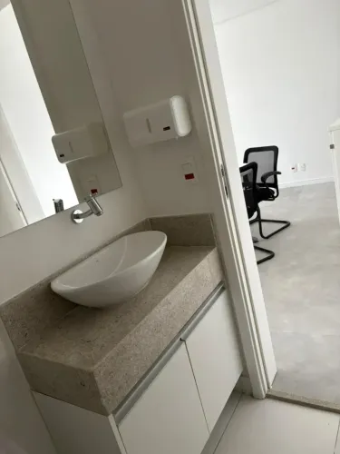 Sala comercial mobíliada Pinheiros/Faria Lima