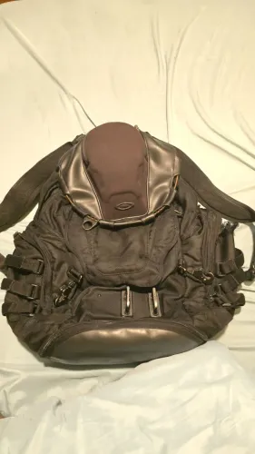 Vendo Mochila Oakley Kitchen Sink