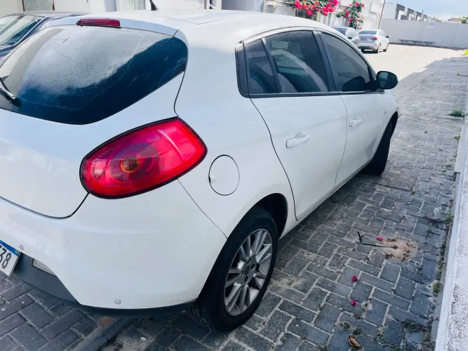 Fiat Bravo Essence 1.8 Flex 16V 5P 2012