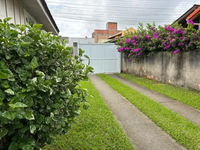 Alugue direto c/ o proprietário: Casa mobiliada no Campeche/ Floripa c/ 04 dormitórios !