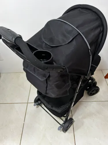 Carrinho / banheira com trocador