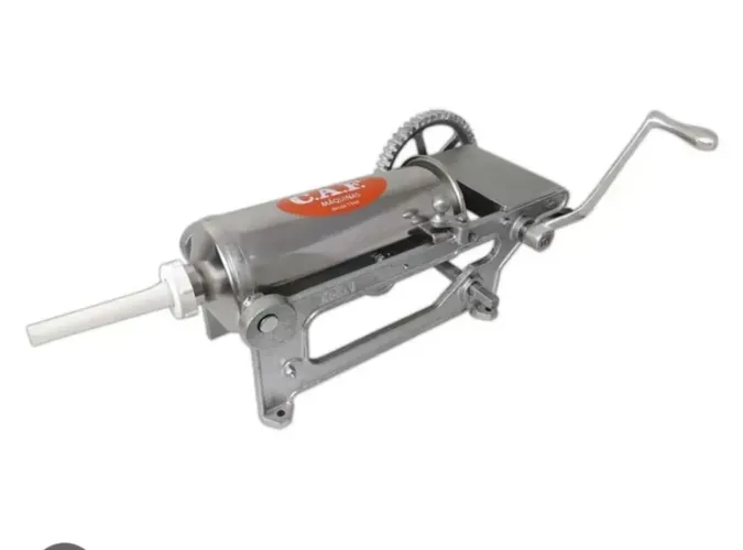 Embutideira de linguiça CAF E-8i total inox, sem uso frete por conta do comprador. 