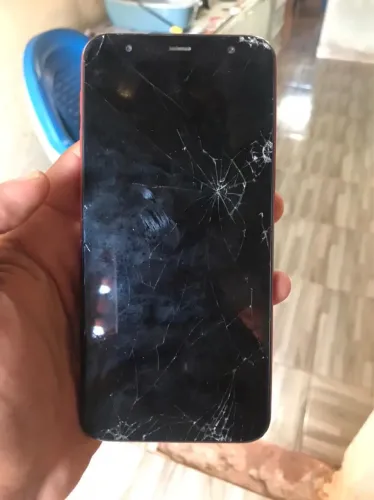 Vendo celular com defeito na tela 