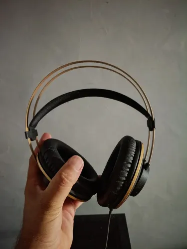 Fone de Ouvido Profissional K92, AKG, Preto, Média