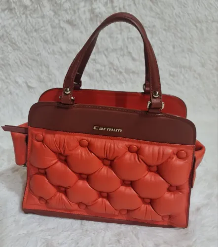 Bolsa Carmim Original - Elegância que Encanta! Apenas 250,00 