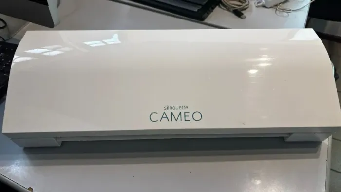 Silhouette Cameo 3 - Usada Excelente Estado