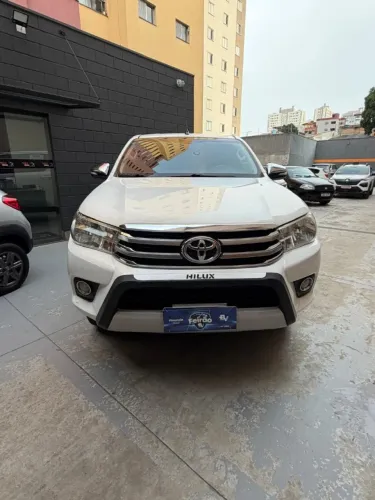 Toyota Hilux CD SRV 4X4 2.8 TDI Diesel Aut. 2017