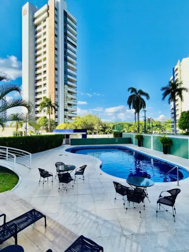 Apartamento com 4 suítes sendo 2 closet - Condomínio Residencial Jardim Adrianópolis - Ale