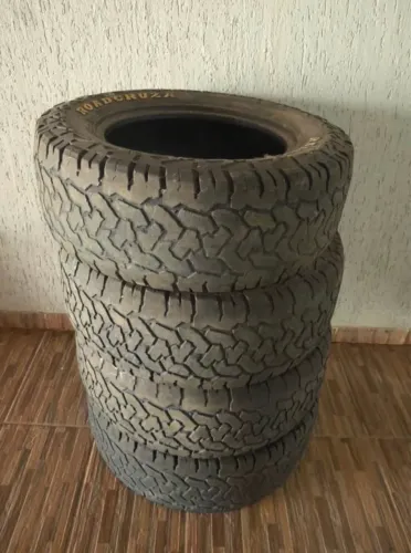 Kit 4 pneus aro 18 ideal pra caminhonete