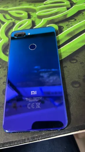 Xiaomi Mi 8 Lite 64GB - Bateria trocada a pouco tempo - Impecável