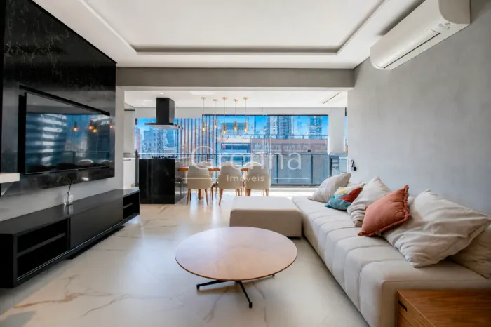 Apartamento mobiliado para locação com 73m², Pinheiros, São Paulo.
