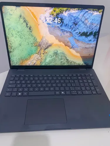 Notebook Dell pro 16 core 5 120u 