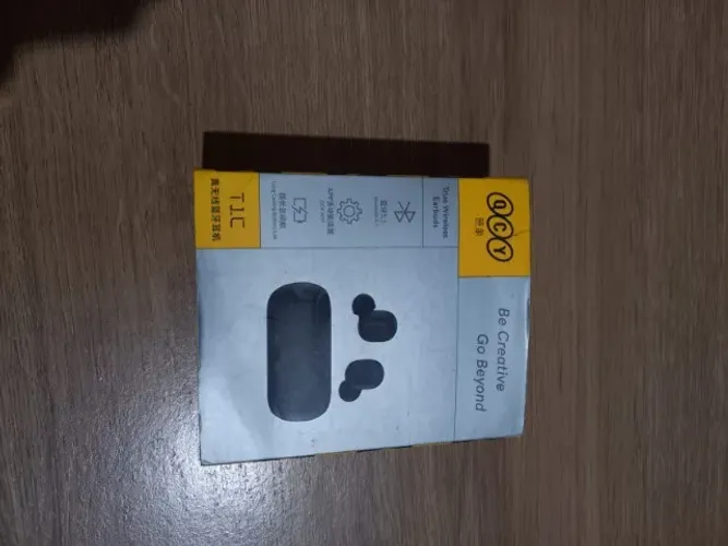 Fone de ouvido QCY T1C