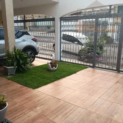 Casa em Condomínio: 4 Quartos, 1 Suíte, 3 Salas e 240m² em Taboão da Serra-SP, Parque Mont