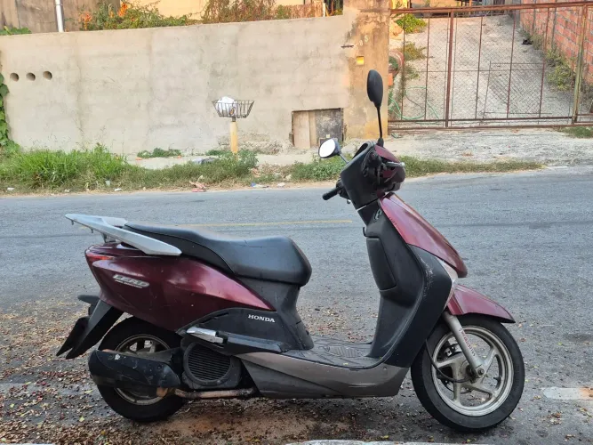 Honda lead 110 (ano 2012) scooter