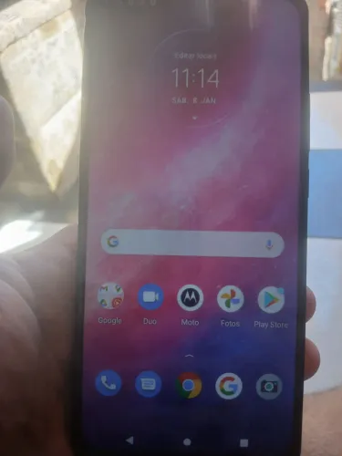 Moto one hyper
