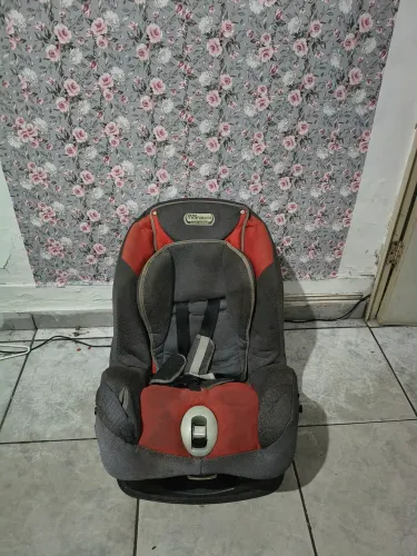 Cadeira de bebê para automóvel