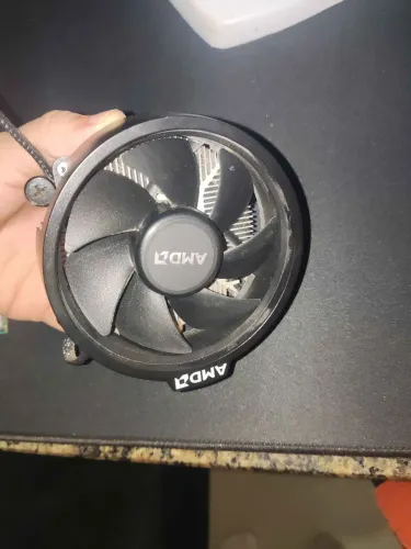 Ryzen 5 2600X + Cooler Original | Troca por 16GB DDR4