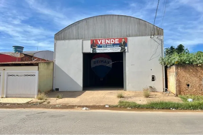 GALPÃO EM EXCELENTE LOCALIZAÇÃO PARA VENDA