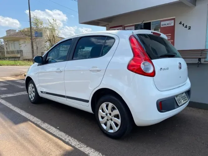 Fiat Palio Attractive 1.0 EVO Fire Flex 8V 5P 2014