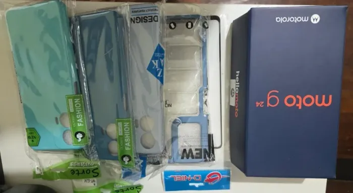 Kit caixa Moto G 24 + 4 capas novas