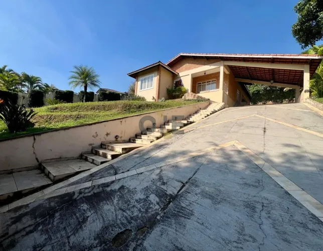 Casa com 3 dormitórios, sendo 3 suítes para venda ou locação - Granja Viana - Cotia - SP