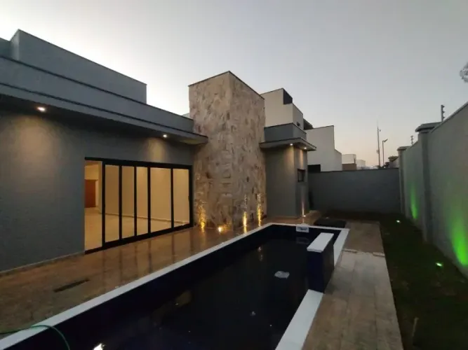 Casa à venda no Condomínio Alphaville Nova Esplanada, em Votorantim-SP