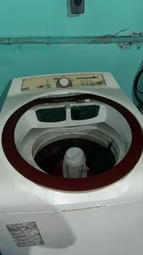 Vende-se máquina de lavar 