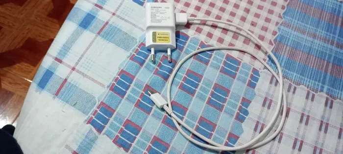 Carregador de celular 
