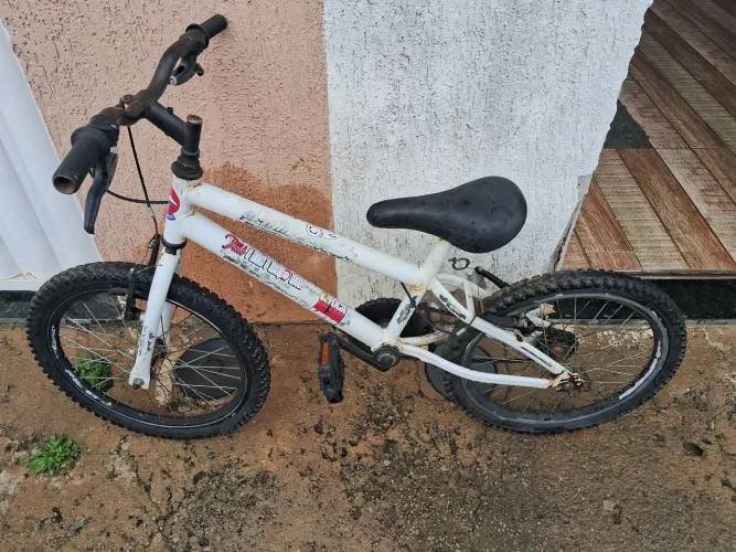 Bicicleta infantil aro 20 usada