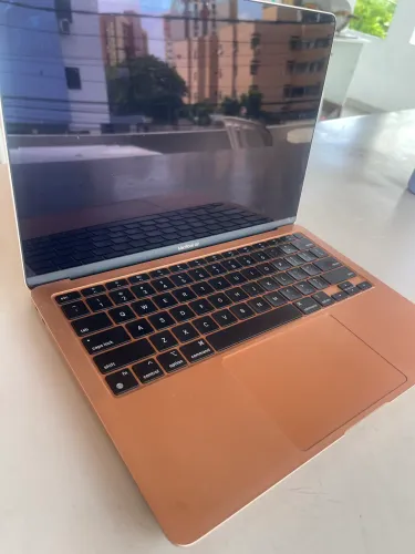 MacBook M1 2020