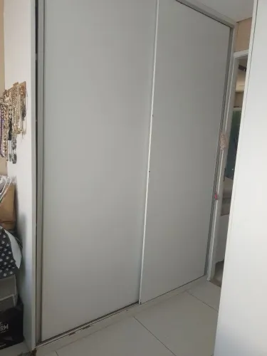 Guarda roupa