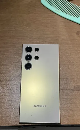 S24 ultra em perfeito estado, 256 gb 12 de ram. Troco em iphone 15 pro max