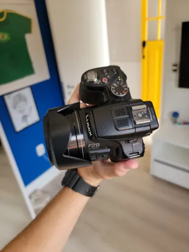 Lumix DMC FZ200
