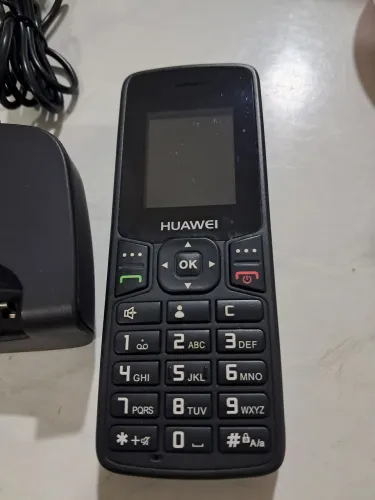 TELEFONE SEM FIO HUAWEI. Aceita chip qualquer operadora.  Novo, pouco uso. 