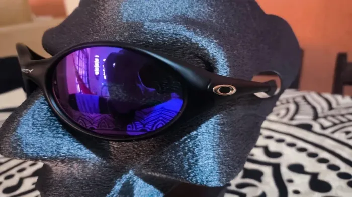 Óculos De Sol Oakley Eyejacket Redux Preto e Lente Roxa