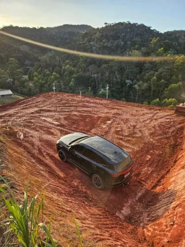 Terreno 1.050m² com vista livre no Condomínio Vista Linda - Santa Teresa