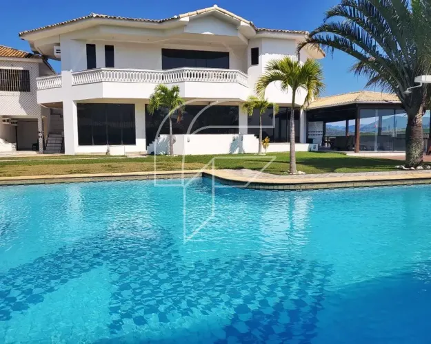 Imóvel para venda possui 1000 metros quadrados com 5 quartos em Olaria - Guarapari - ES