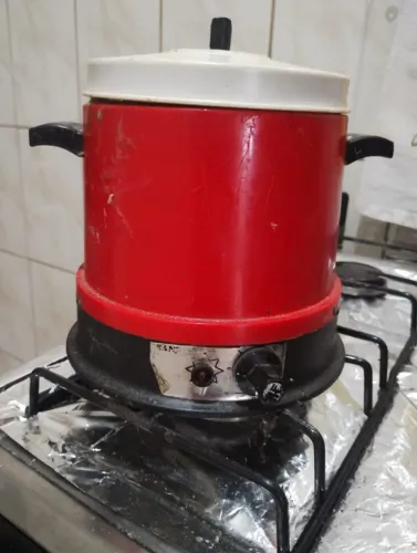 Panela para depilação Randay